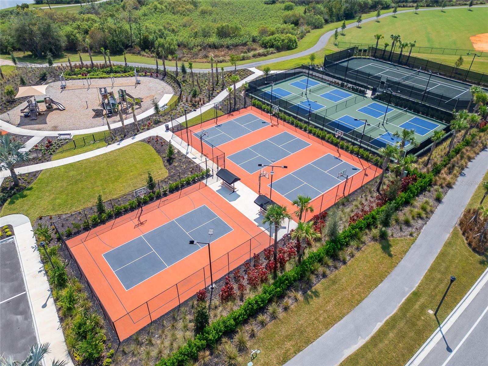 STAR FARMS AT LAKEWOOD RANCH - Residential Lease