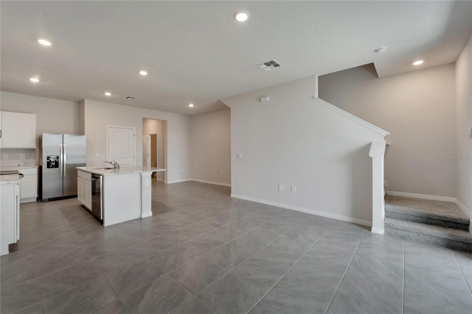 STAR FARMS AT LAKEWOOD RANCH - Residential Lease