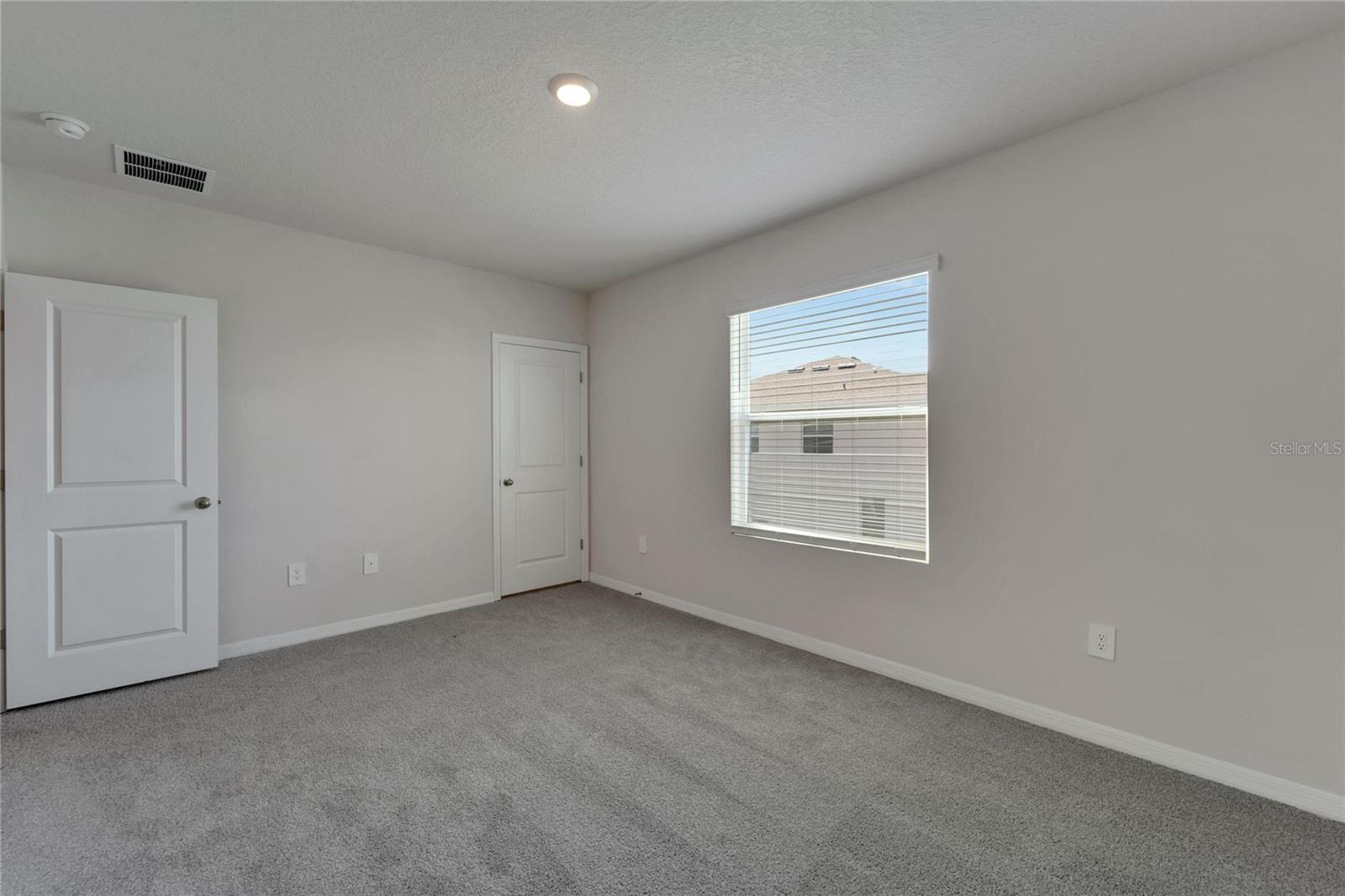 STAR FARMS AT LAKEWOOD RANCH - Residential Lease