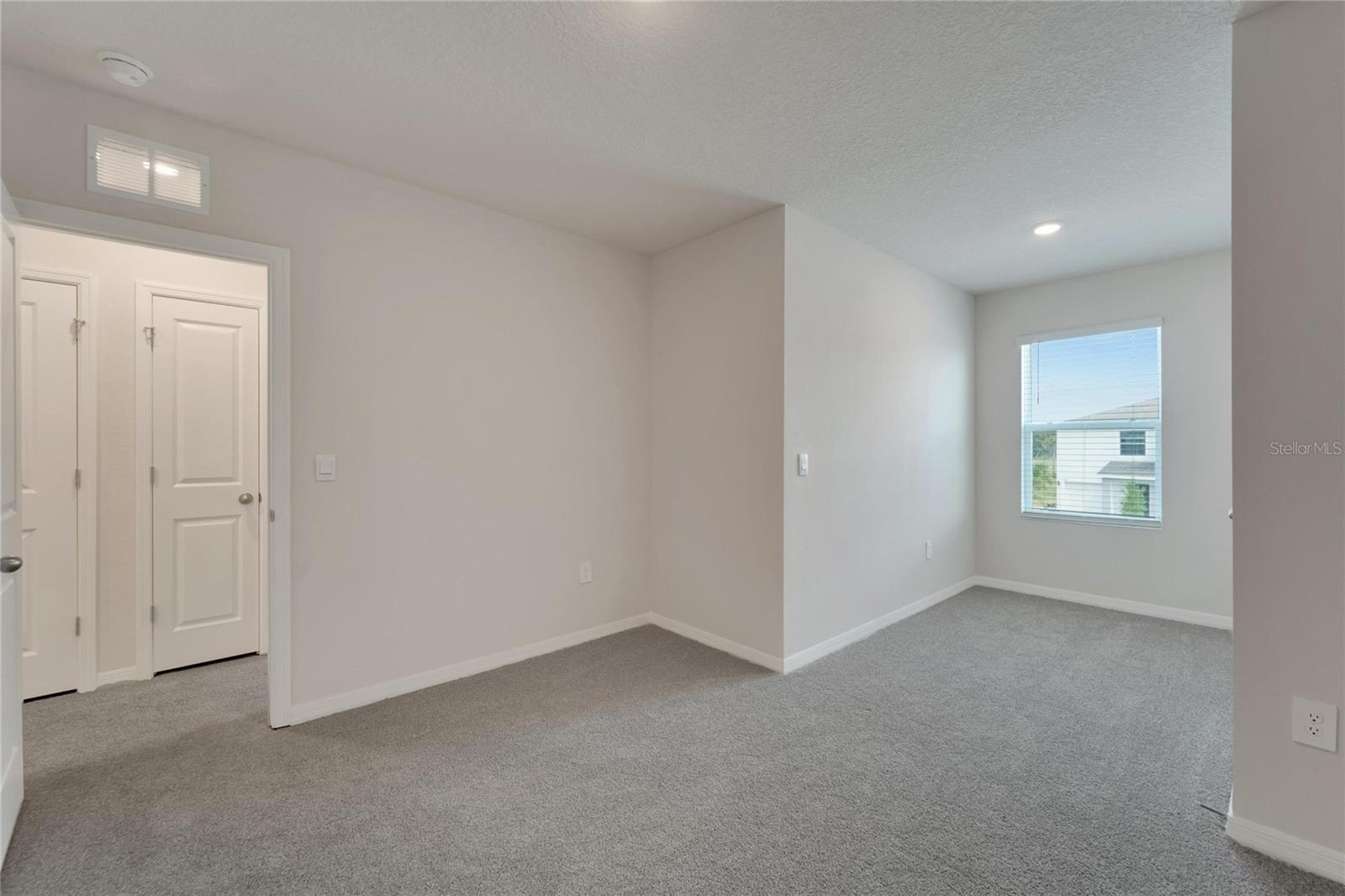 STAR FARMS AT LAKEWOOD RANCH - Residential Lease