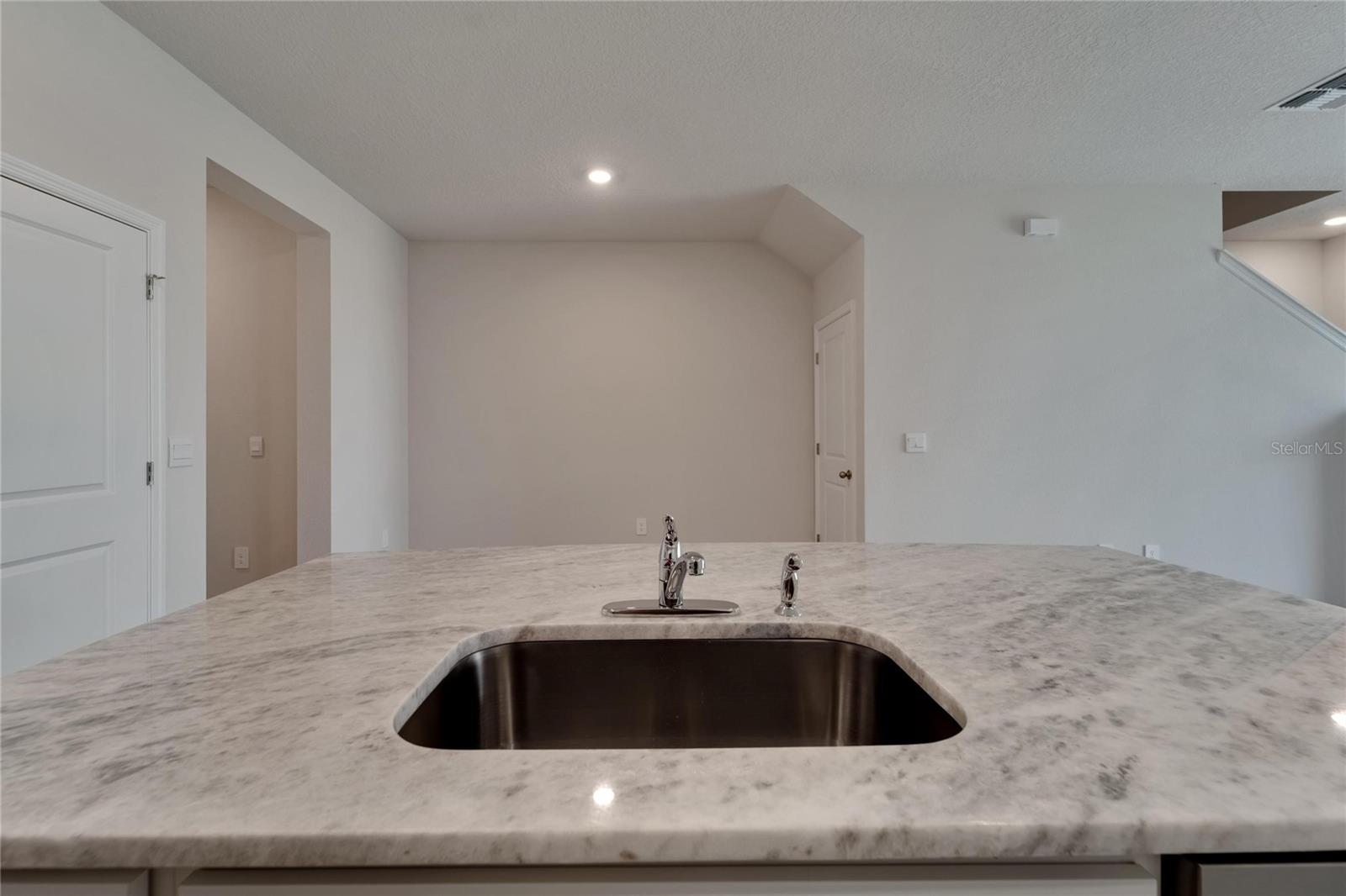 STAR FARMS AT LAKEWOOD RANCH - Residential Lease