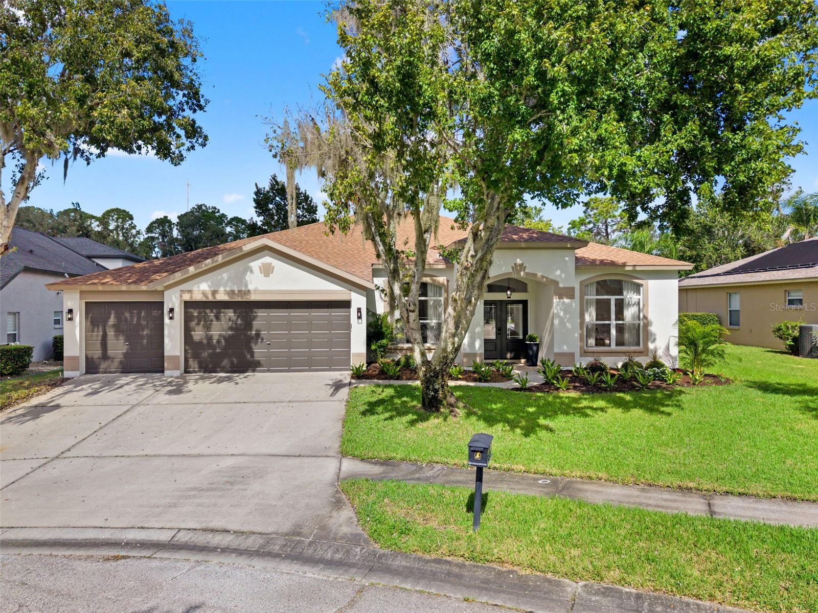 6111 HERONCREST COURT, LITHIA, FL, 33547 1 6111 HERONCREST COURT