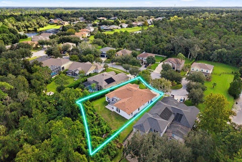 6111 Heroncrest Court, Lithia, FL 33547