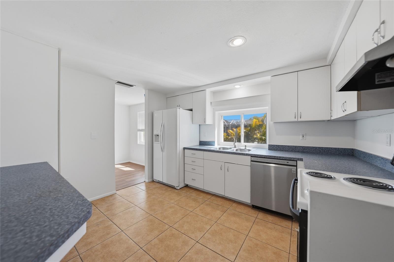 ROTONDA WEST OAKLAND HILLS - Residential