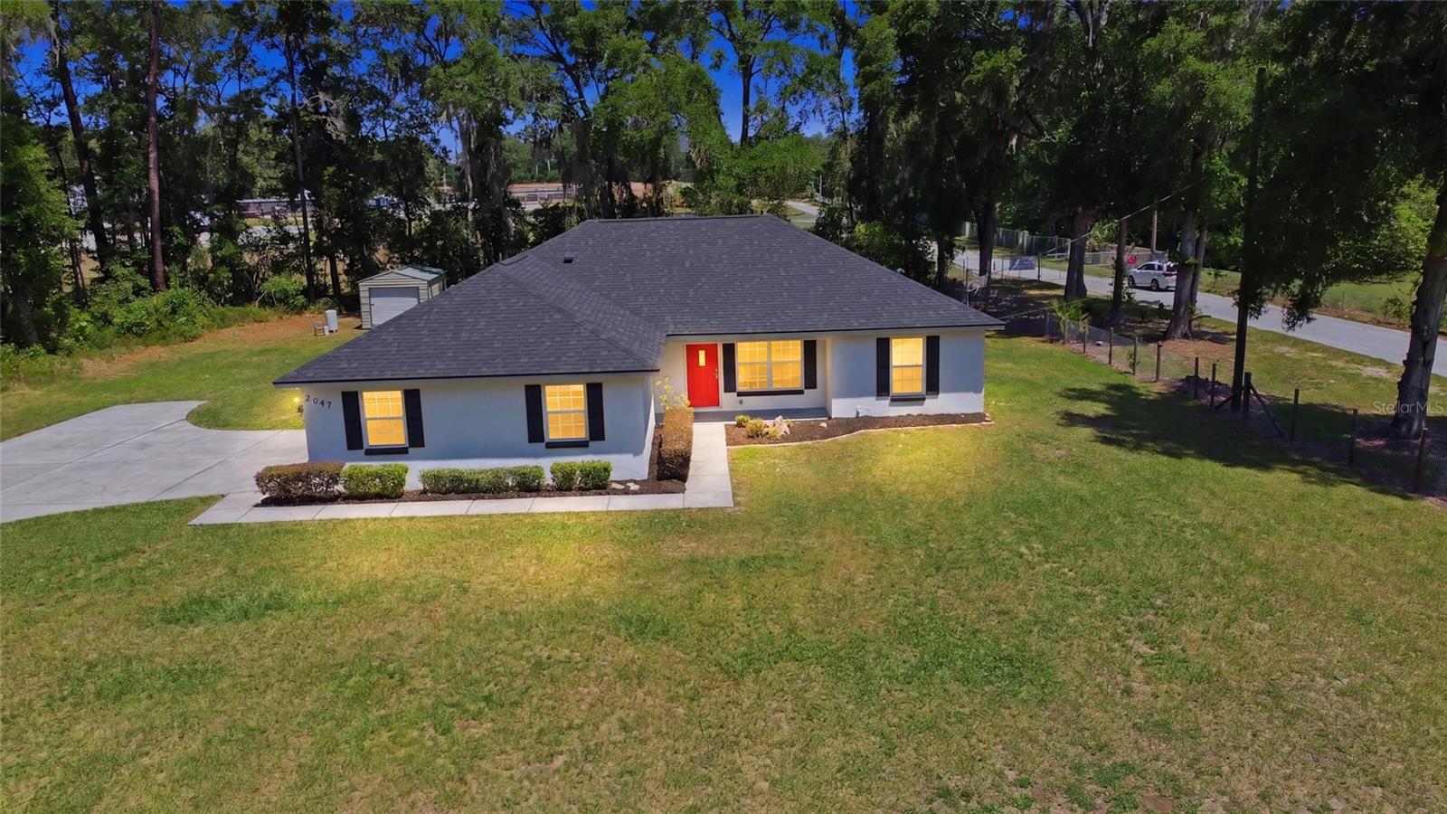 2047 NE 35TH STREET