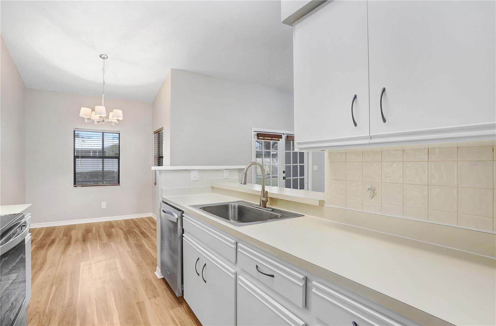 LAKE PADGETT ESTATES - Residential