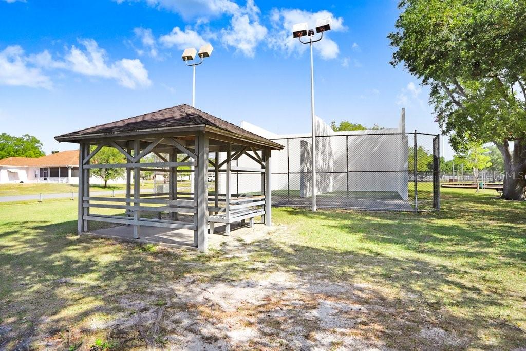 LAKE PADGETT ESTATES - Residential