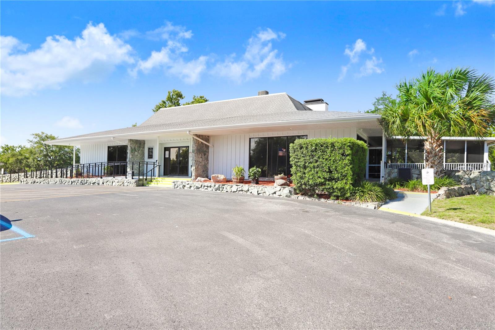 LAKE PADGETT ESTATES - Residential