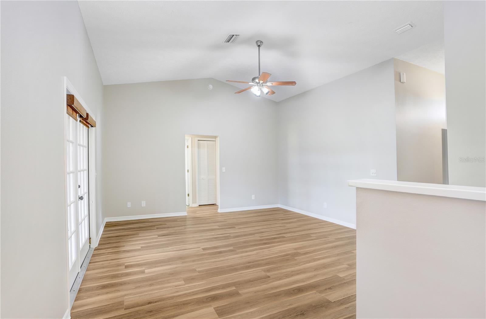 LAKE PADGETT ESTATES - Residential