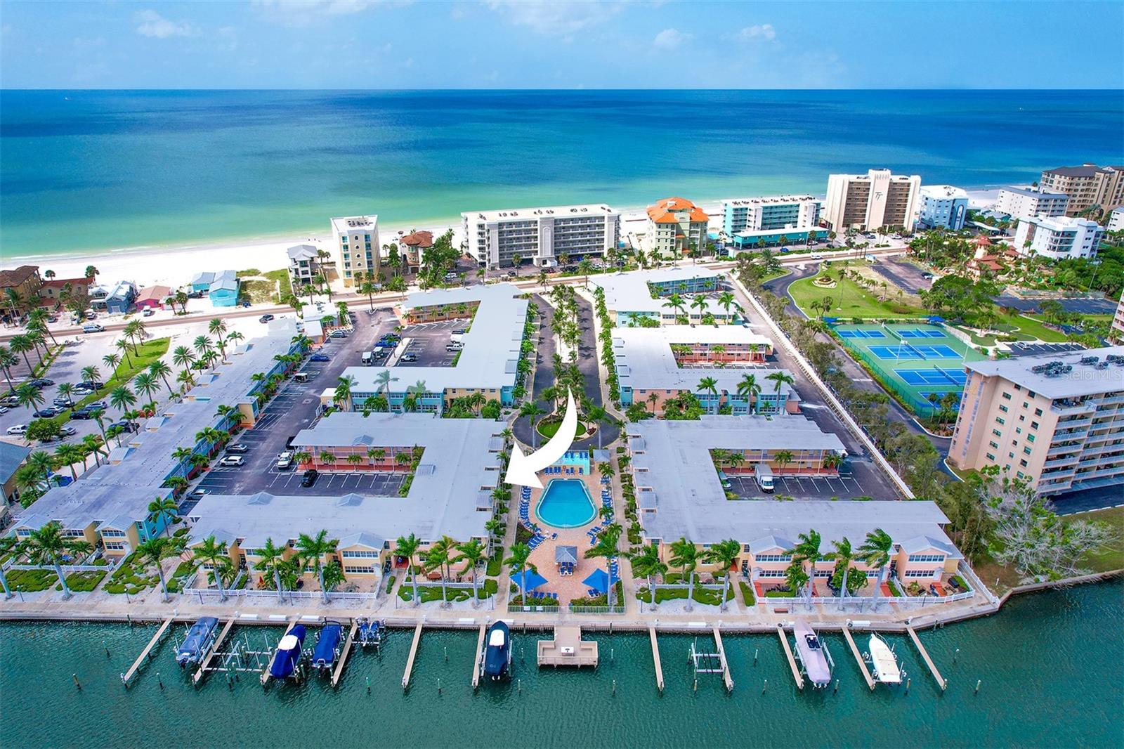 19417 GULF BOULEVARD A103