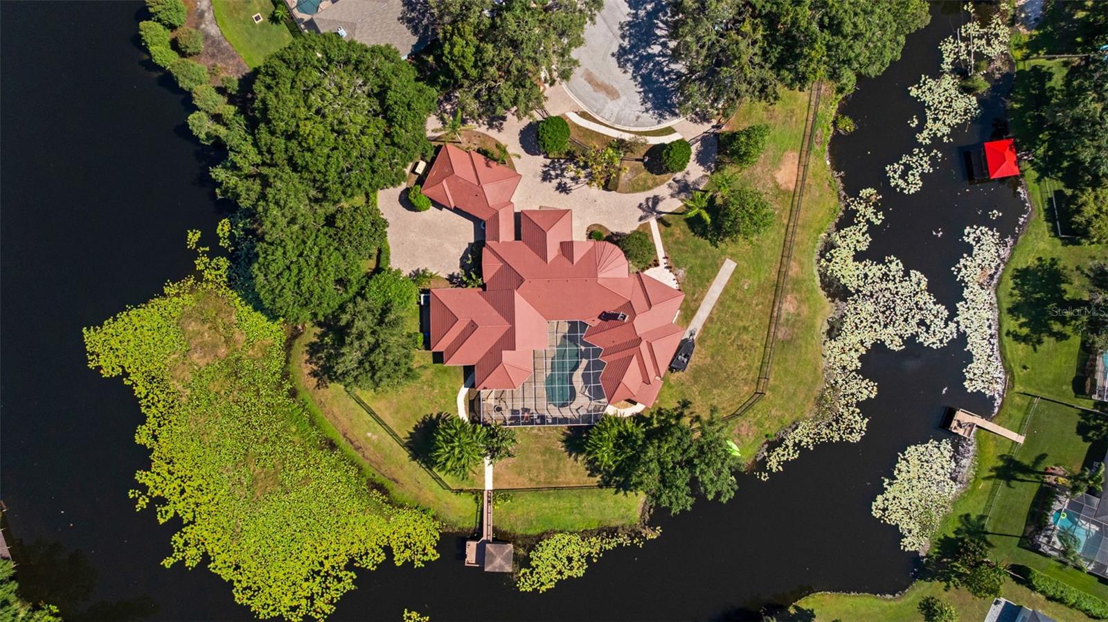 TIFFANY LAKE MANORS - Residential