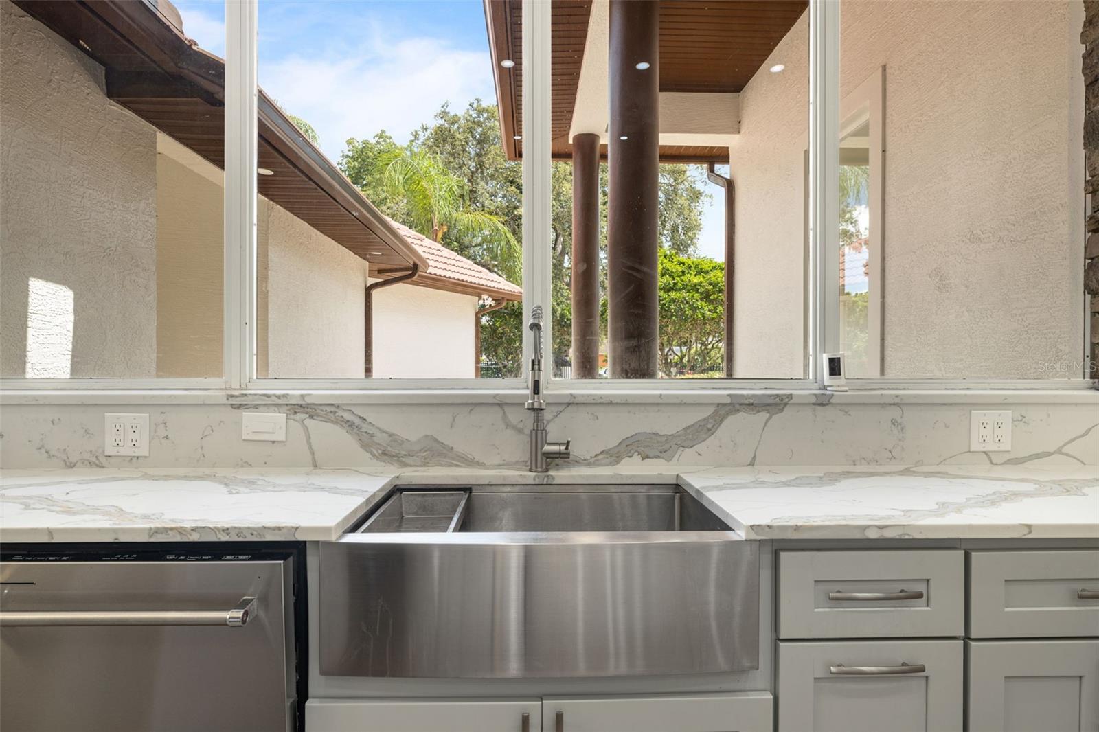 TIFFANY LAKE MANORS - Residential