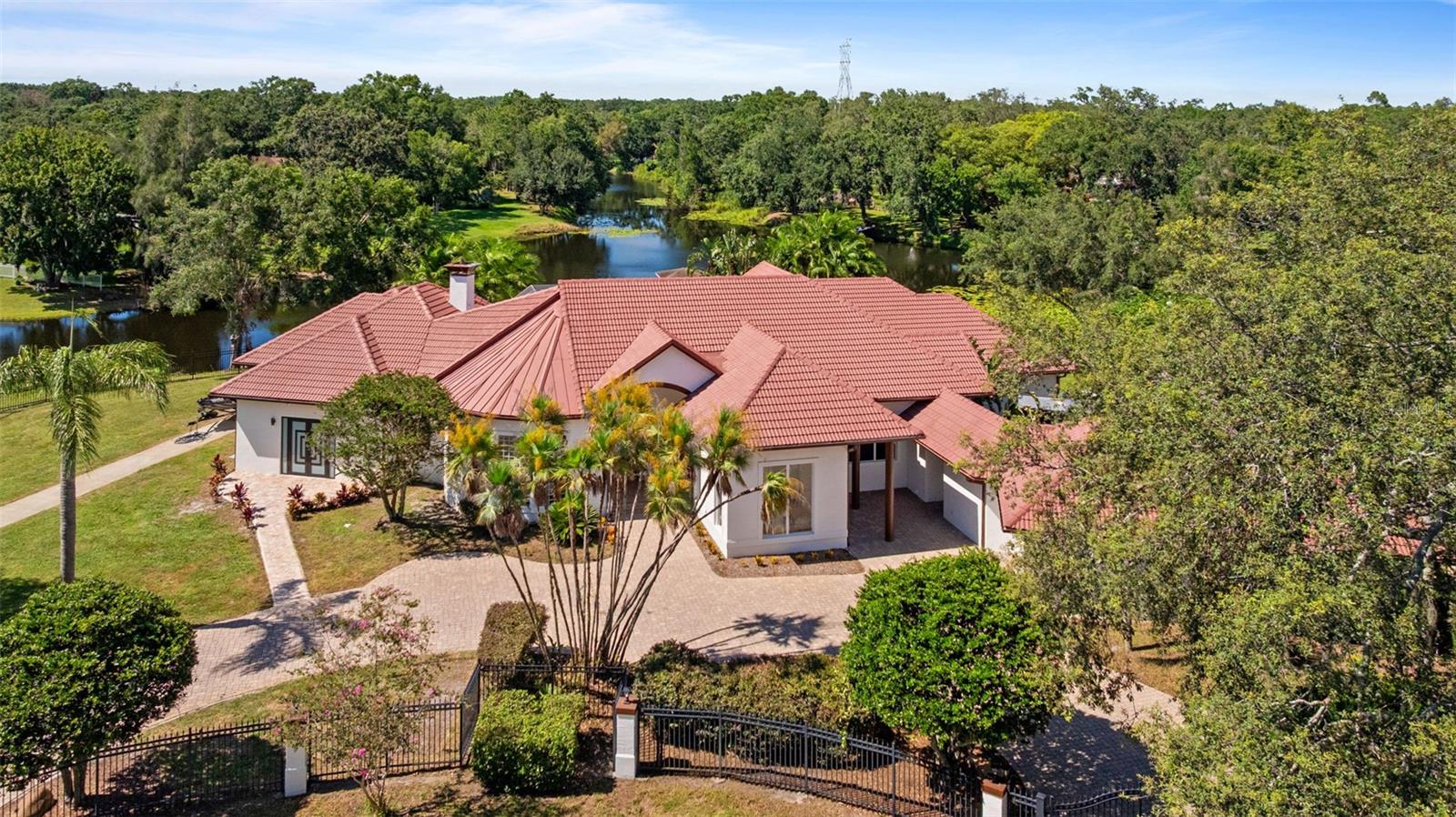 TIFFANY LAKE MANORS - Residential