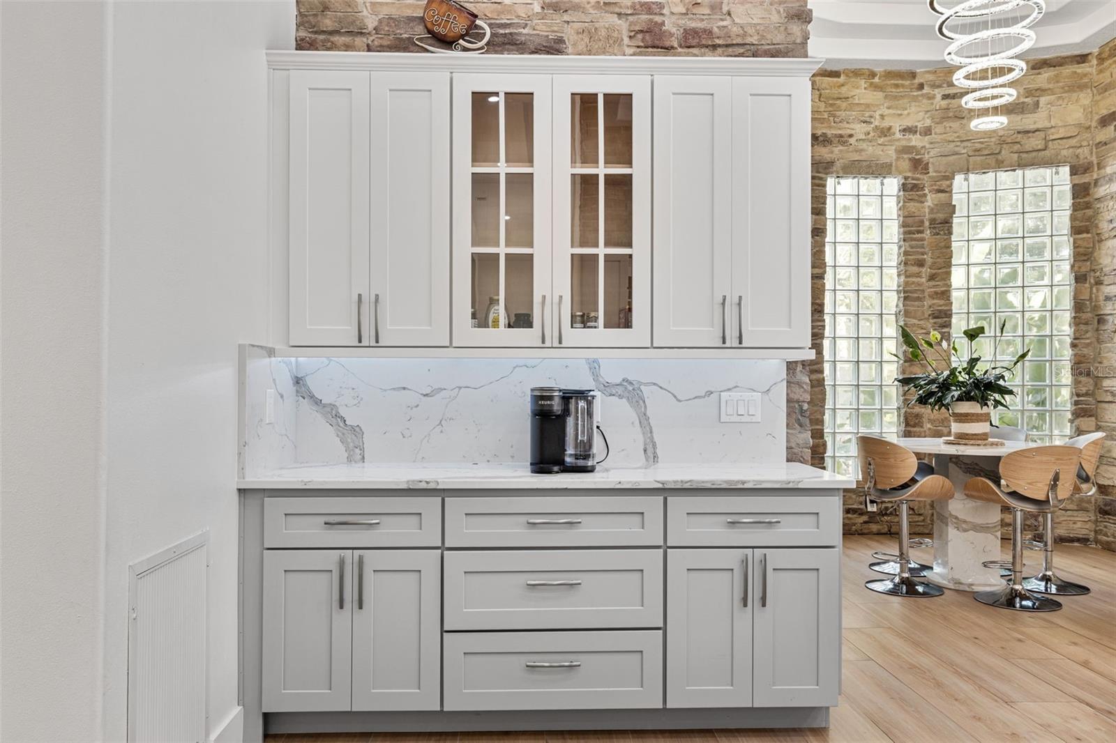 TIFFANY LAKE MANORS - Residential