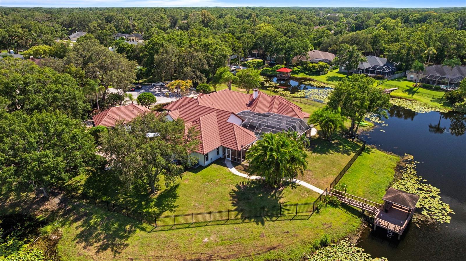 TIFFANY LAKE MANORS - Residential