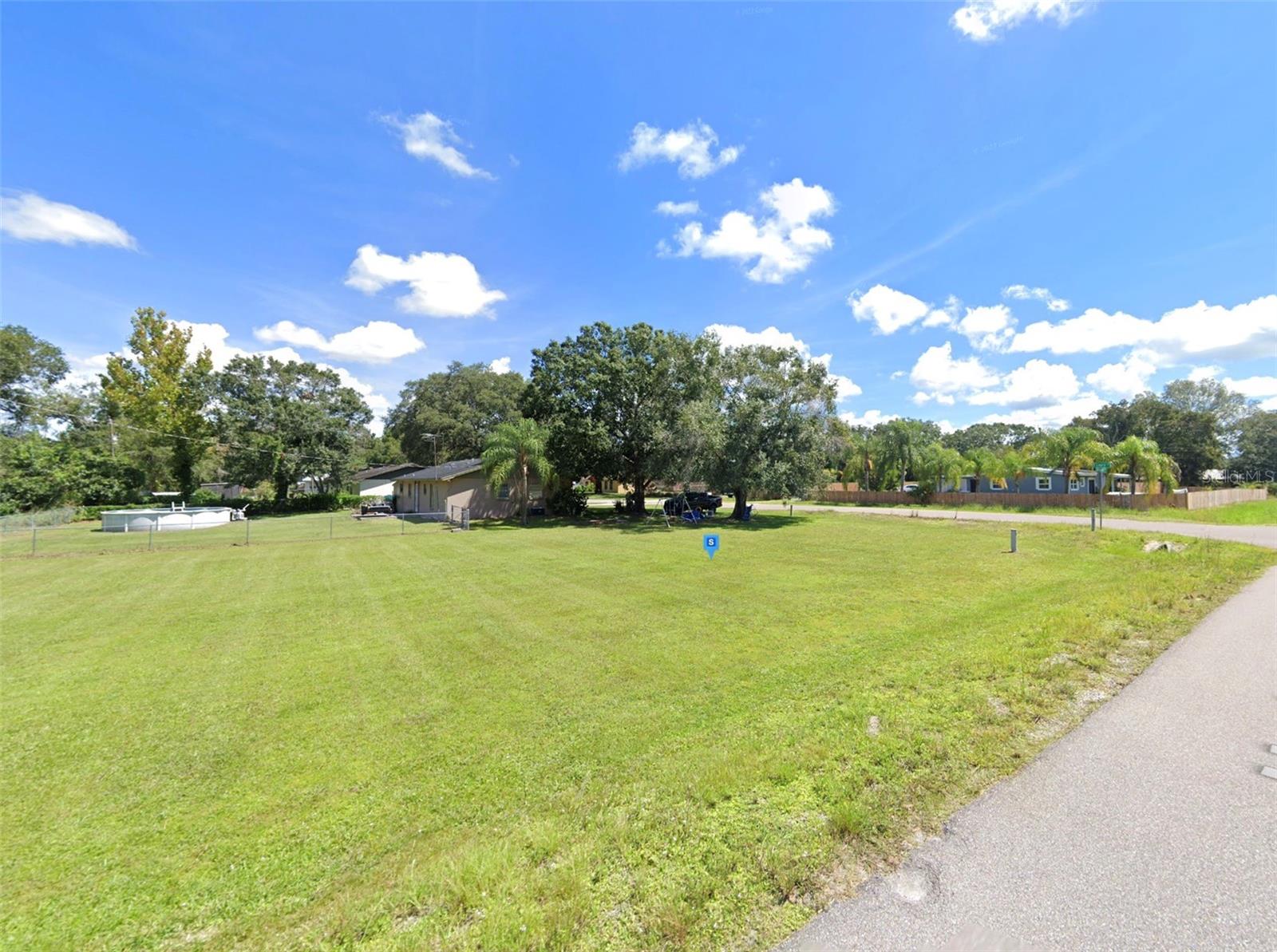 TROPICAL HOMES SUB - Land