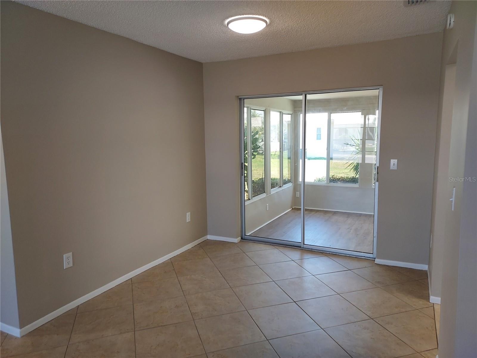 4006 PALM COURT