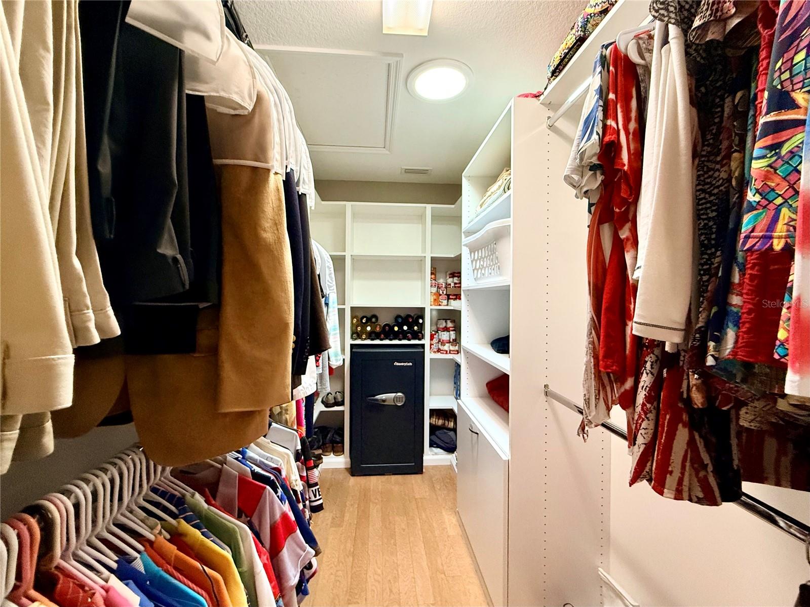 SUMMERGLEN - Residential