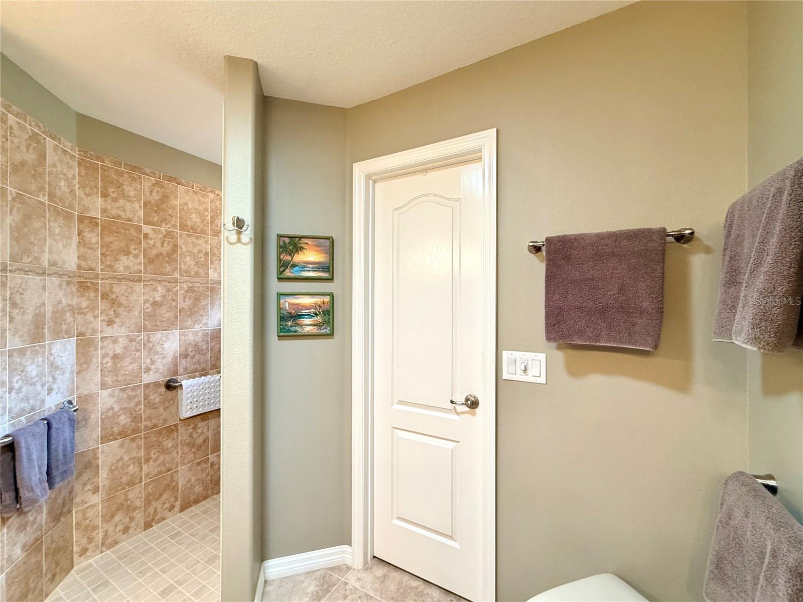 SUMMERGLEN - Residential