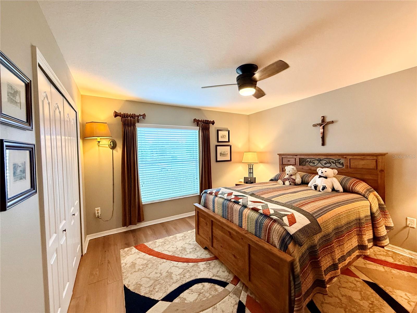 SUMMERGLEN - Residential