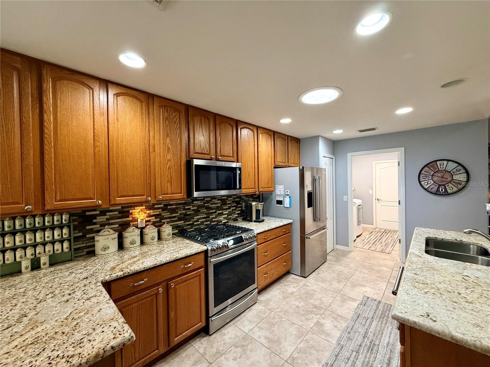 SUMMERGLEN - Residential