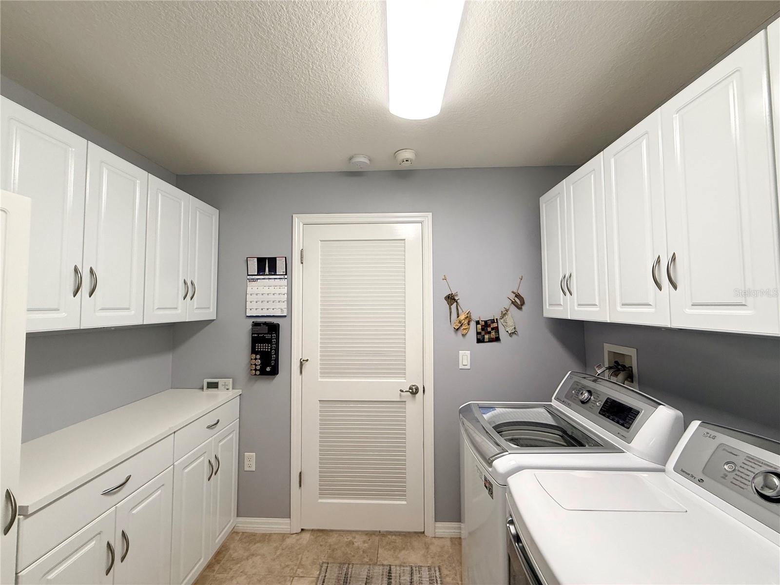 SUMMERGLEN - Residential