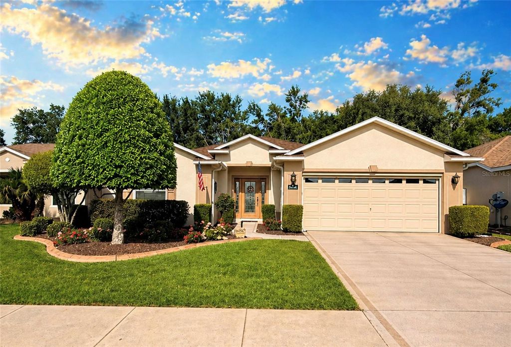 Photo of 16296 SW 15th Court, Ocala, FL 34473 (MLS # OM723714)