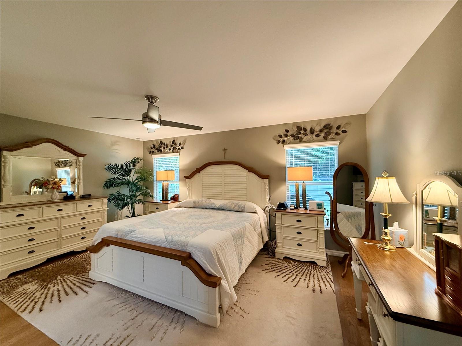 SUMMERGLEN - Residential