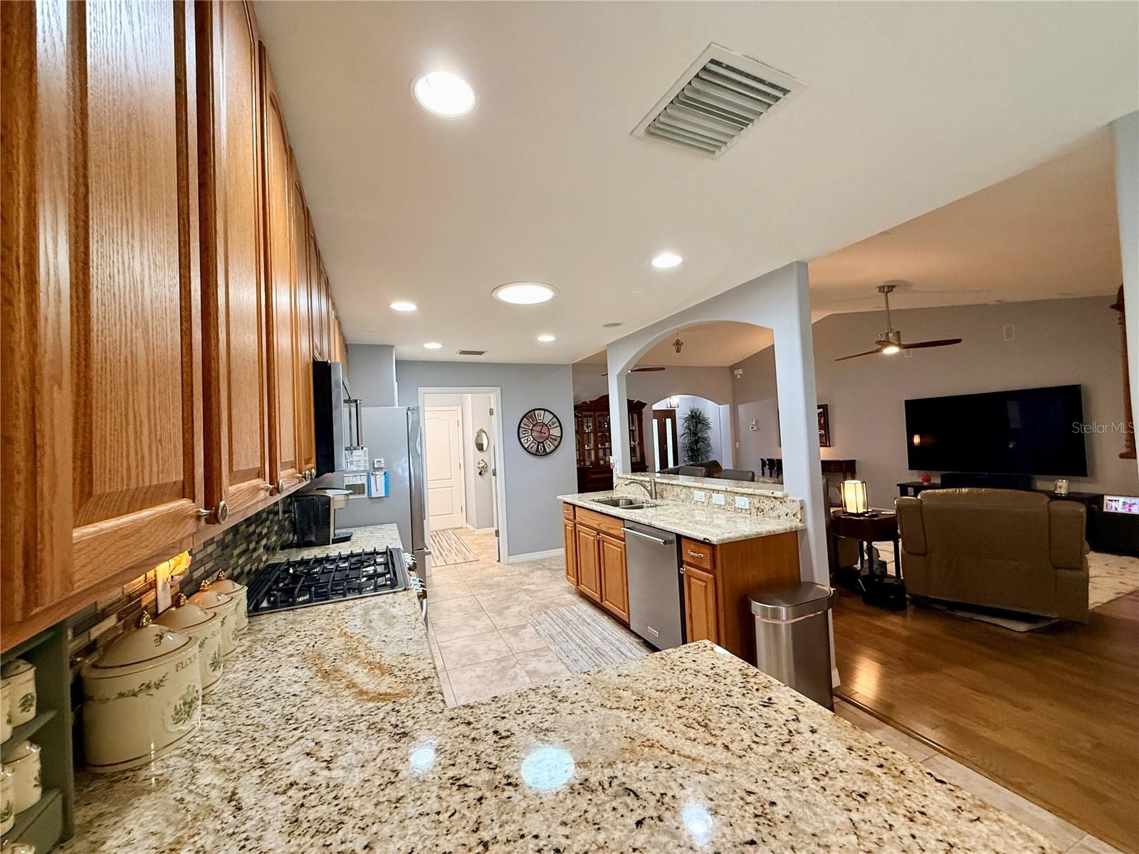 SUMMERGLEN - Residential