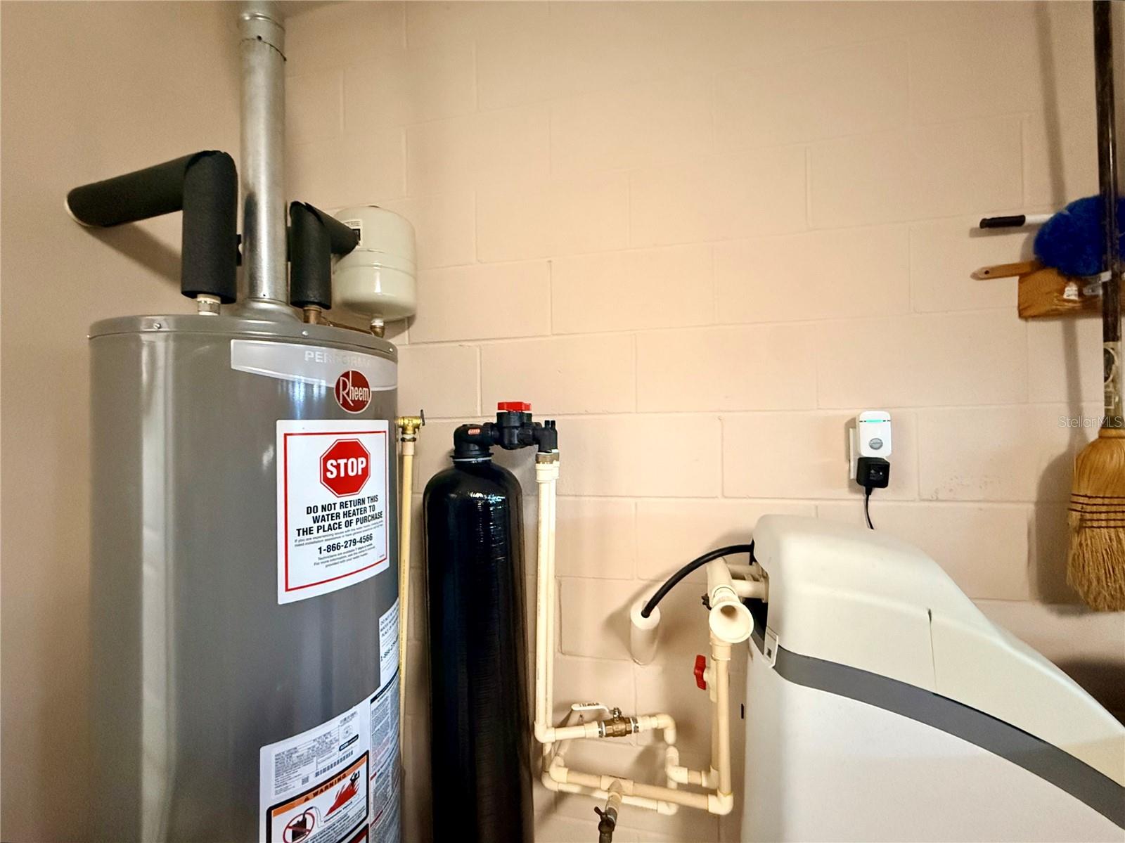 SUMMERGLEN - Residential