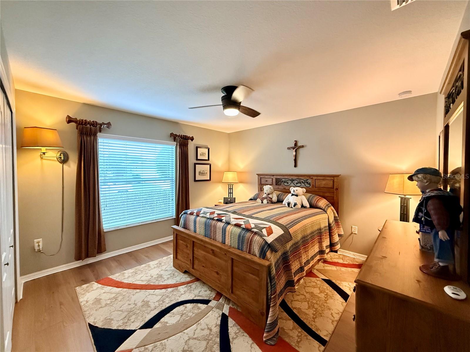 SUMMERGLEN - Residential