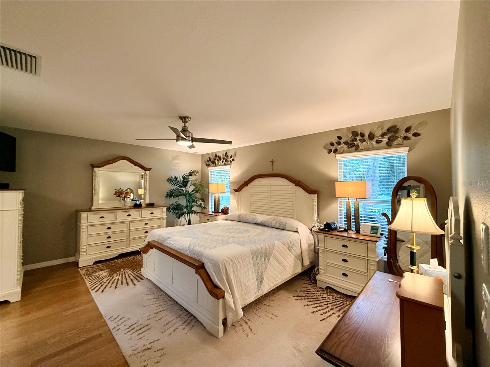 SUMMERGLEN - Residential