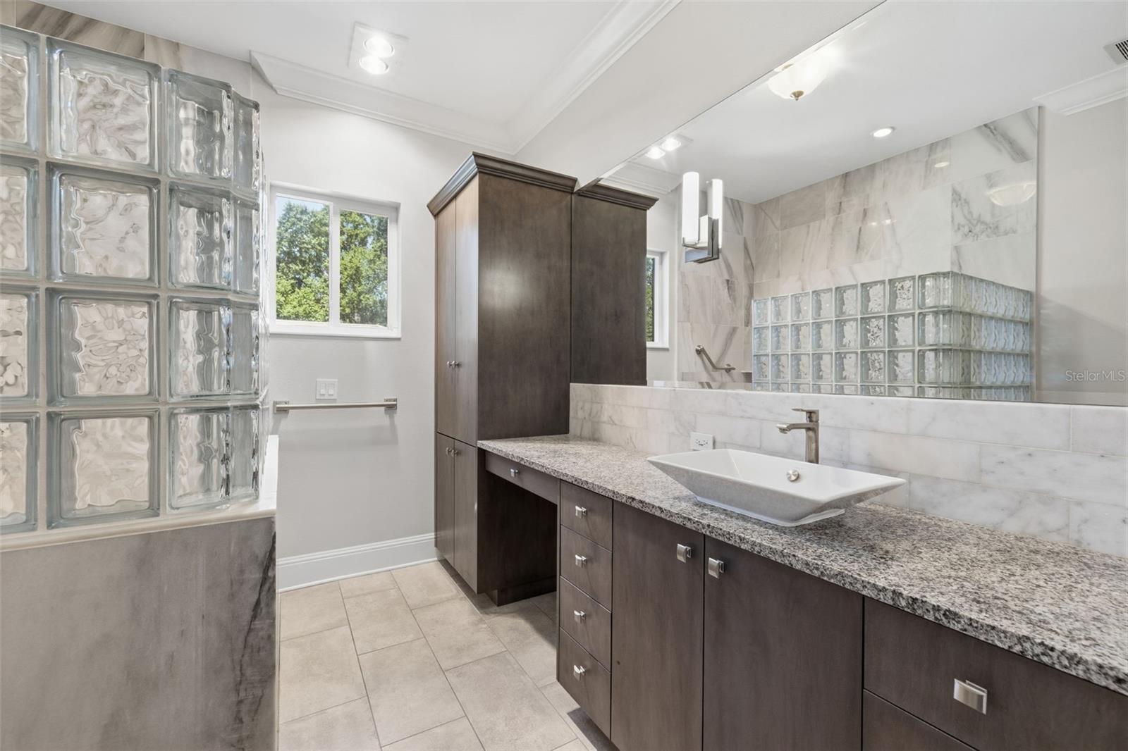 NORTH BON AIR - Residential