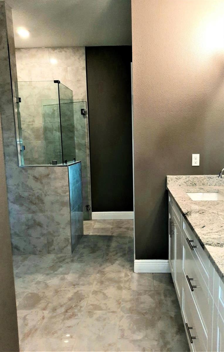 LINCOLN HEIGHTS - Residential