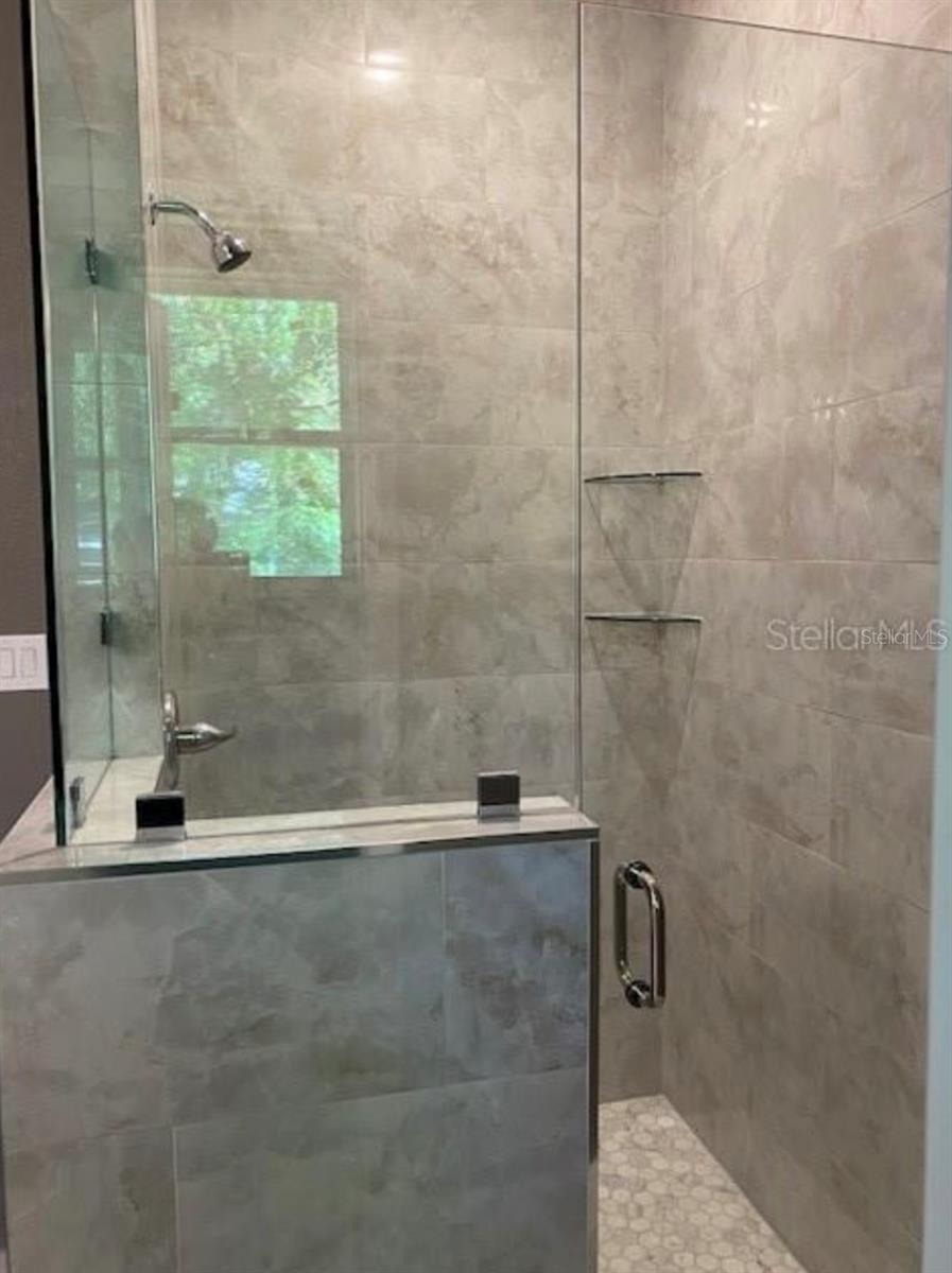 LINCOLN HEIGHTS - Residential