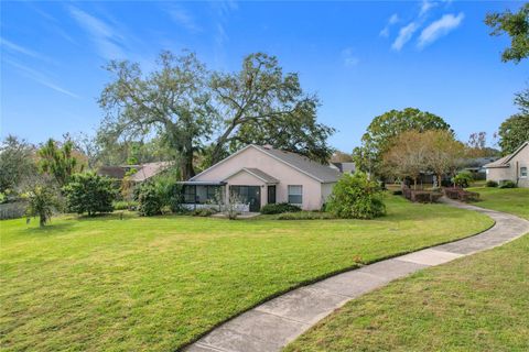 A home in APOPKA