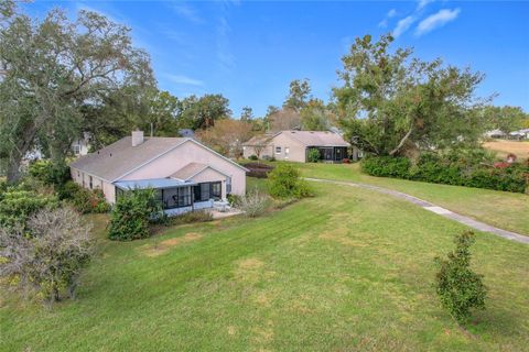 A home in APOPKA