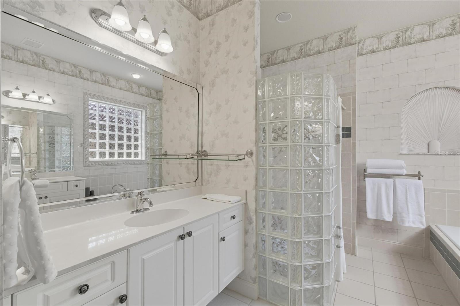 GRAND HAVEN - Residential