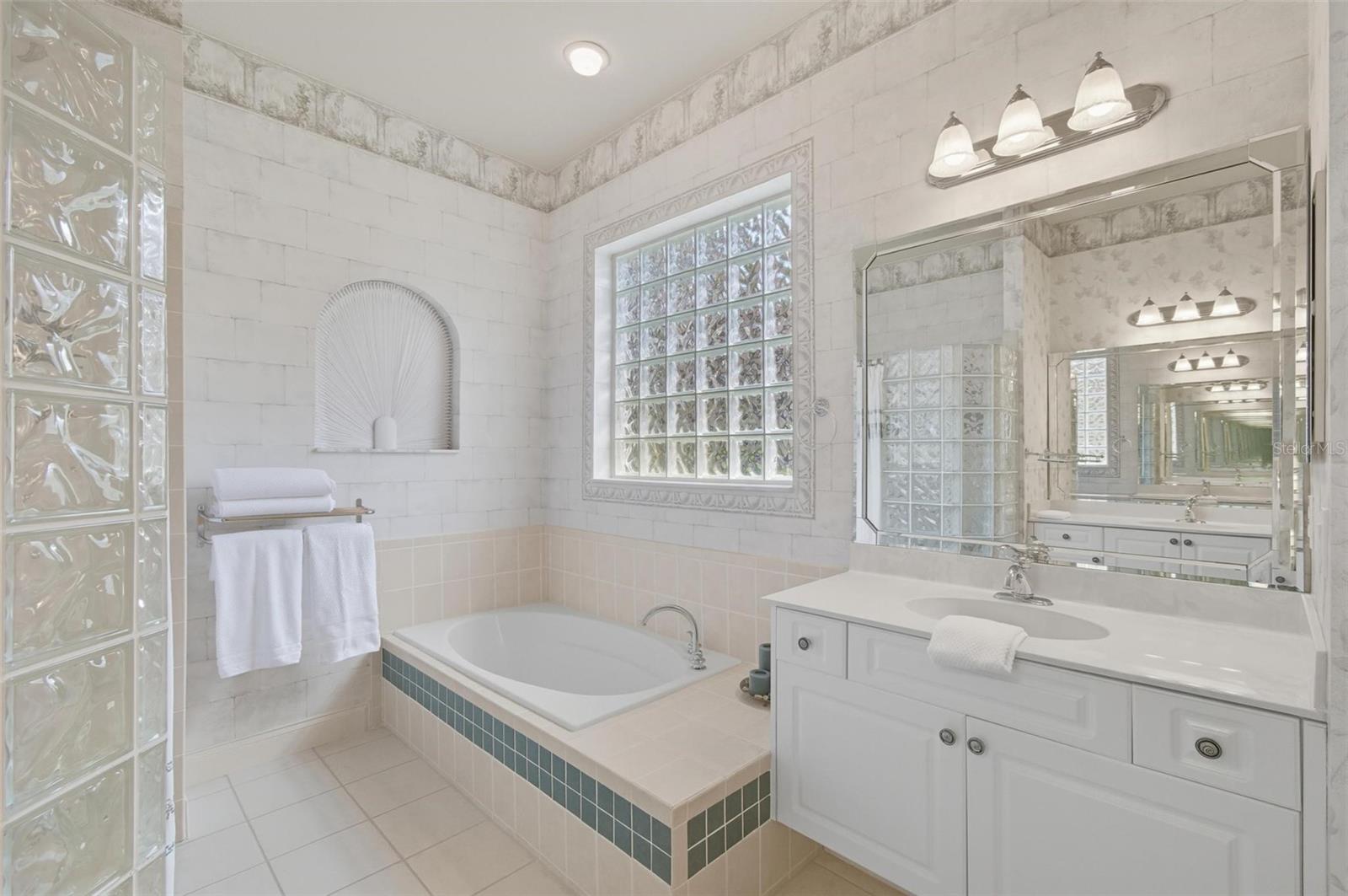 GRAND HAVEN - Residential