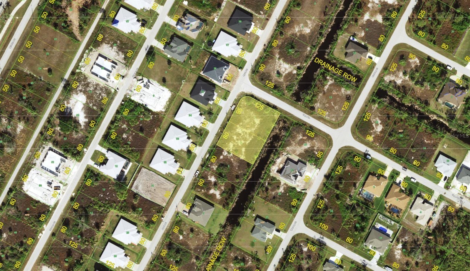 Build your dream home on this double corner vacant lot on Agate Street, located in South Gulf Cove . This property offers the flexibility to design a spacious single-family residence. Giving ample room for yard, landscaping, or outdoor living areas.
This lot is in a growing residential area with multiple new builds nearby, utilities like water, electricity, and sewer are available. Perfectly positioned with easy access to shopping, dining, schools, and major roadways for commuting convenience.
Don’t miss this opportunity—vacant land of this size doesn’t come up often! Secure your piece of Port Charlotte and start planning your future home today.
