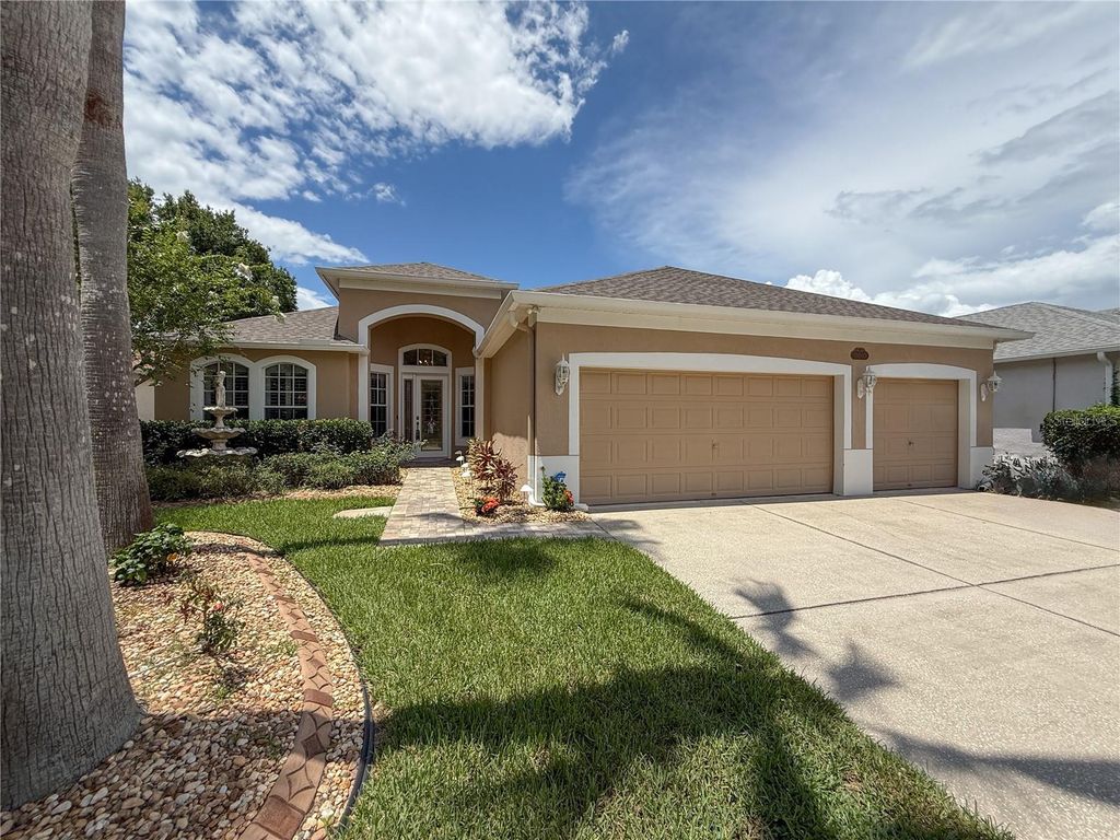 Photo of 11610 Grove Arcade Drive, Riverview, FL 33569 (MLS # TB8401845)