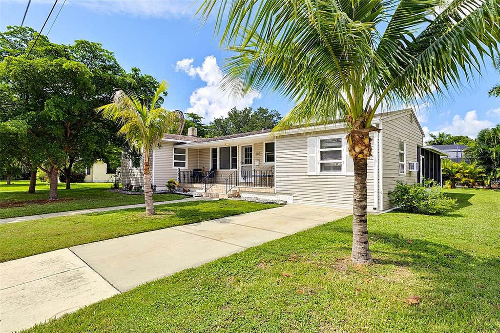 Photo of 315 Durrance Street, Punta Gorda, FL 33950 (MLS # C7528782)