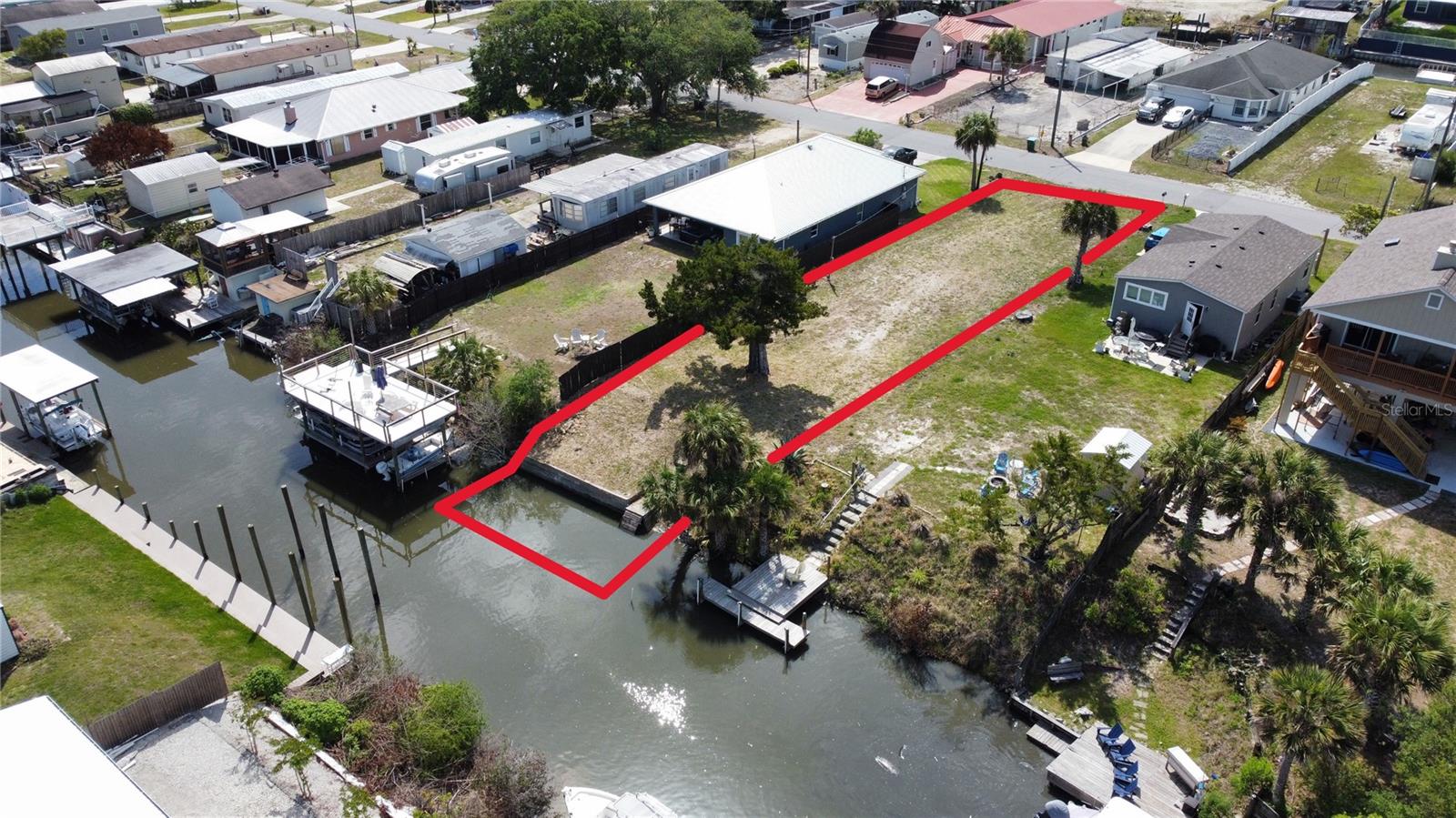 INDIAN HARBOR ESTATES UNIT 04 - Land