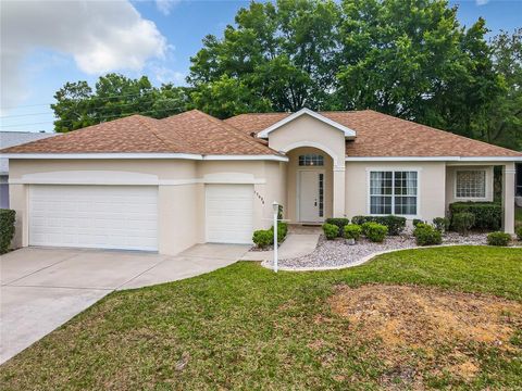 A home in SUMMERFIELD