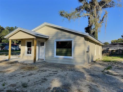 A home in BELLEVIEW