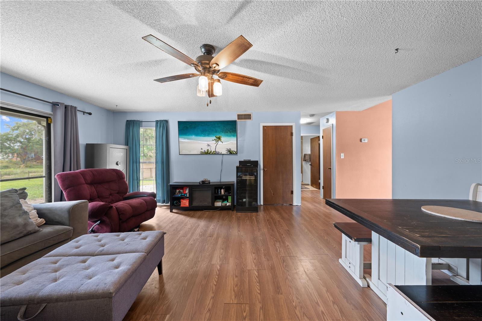 BAY LAKE ESTATES - Residential