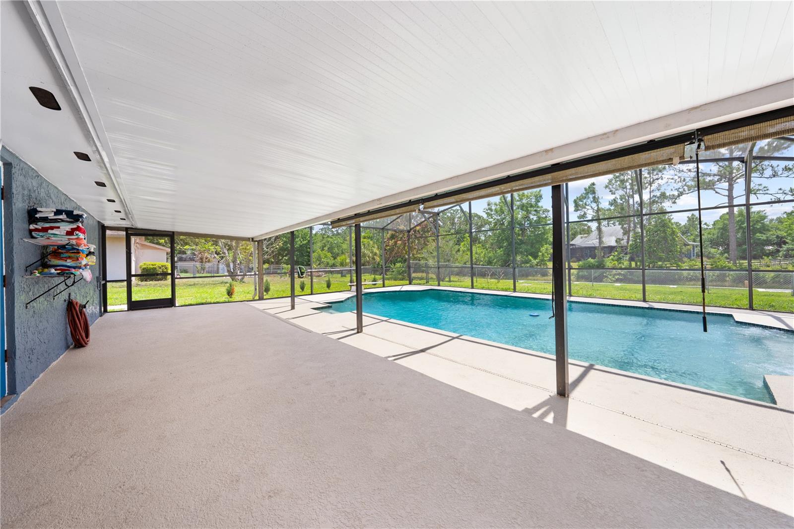 BAY LAKE ESTATES - Residential