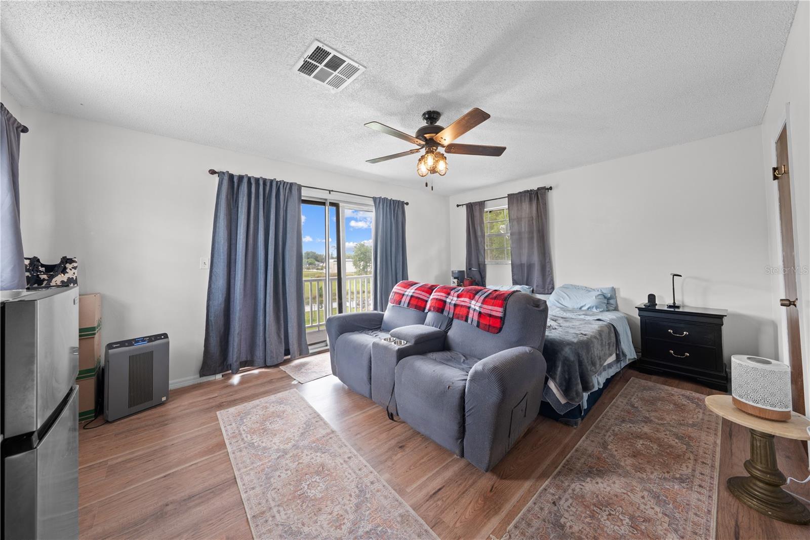 BAY LAKE ESTATES - Residential