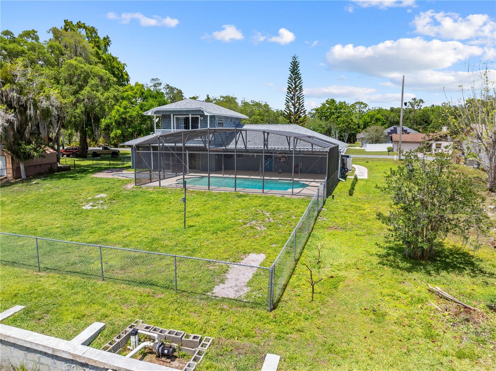 BAY LAKE ESTATES - Residential