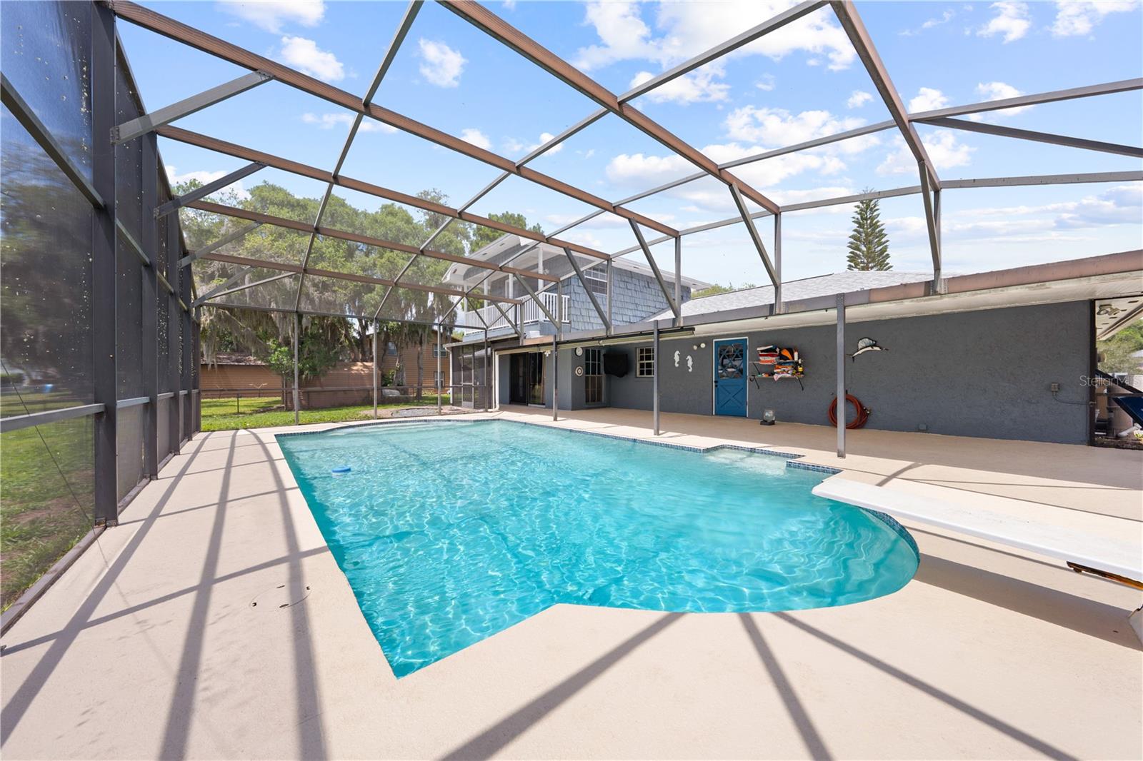 BAY LAKE ESTATES - Residential